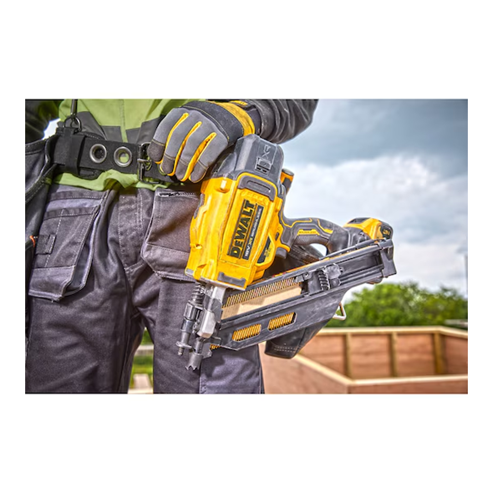 Dewalt DCN930N-XJ 18V XR Brushless First Fix 90mm Framing Nailer - Bare Unit - Image 8